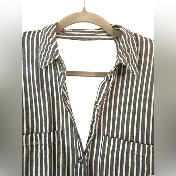 Free People Small Grey And White Open Back Button Up Blouse Long Sleeves Grunge - Picture 3 of 6